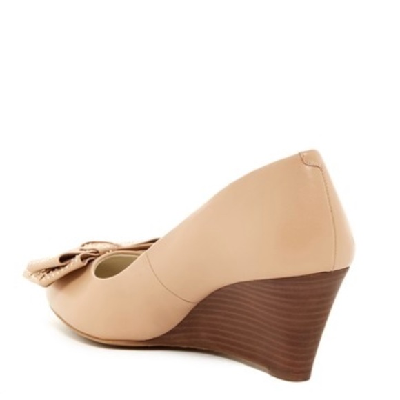 Leather Studded Pointy Bow Toe Kitten Wedge Sandal - Picture 7 of 7